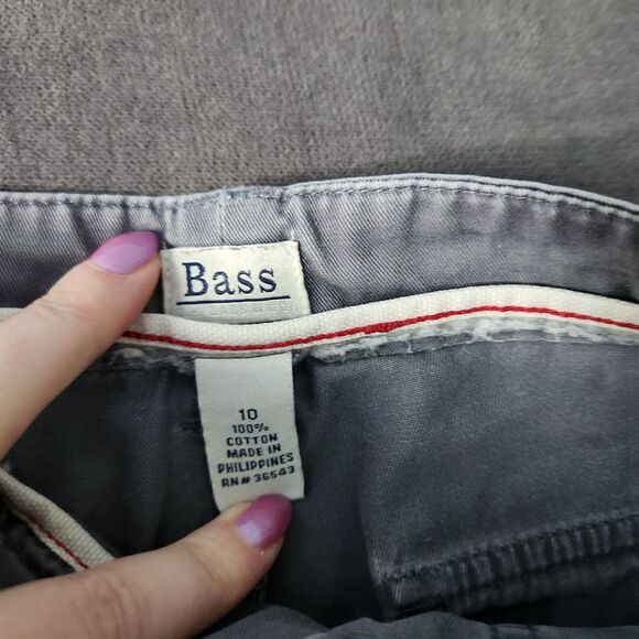 G.H. Bass & Co. Women’s Shorts Size 10 Light Gray Chino Flat Front 100% Cotton - Picture 6 of 8